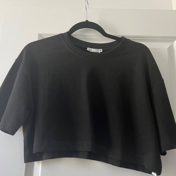 Zara Black Cropped Tee - Size S - Never Worn - Picture 1 of 3